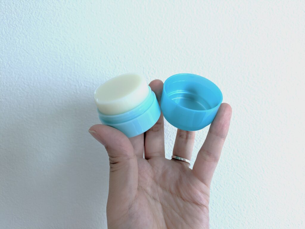 マトメージュのスーパーハードの蓋を開けたところ。